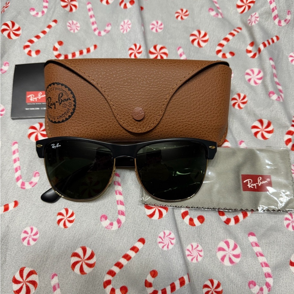 Ray-Ban mens Sunglasses